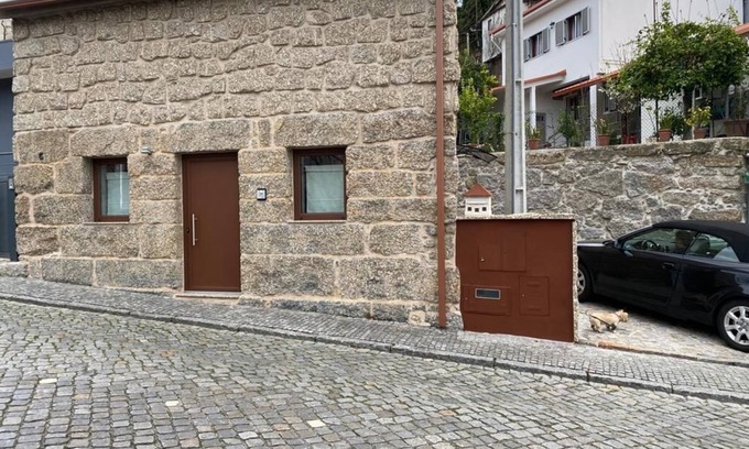 Guimaraes Casa | Costa Guest House