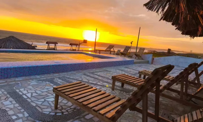 Playas Casa | "Costanera" in Bungalows Beach