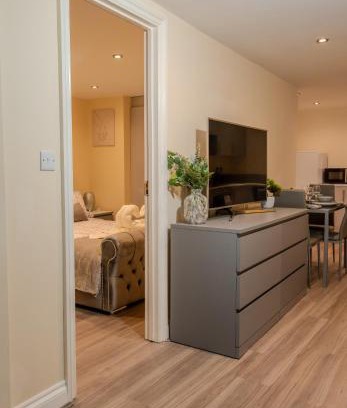 Oakleigh Apartamento | Cosy 1 Bedroom Basement Apartment With Private Patio Area