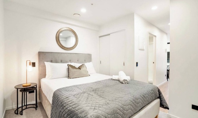 Newton Apartamento | Cosy 1-Bedroom with Pool & Sauna in City Centre