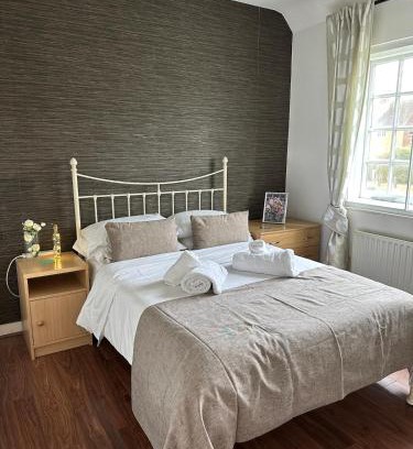 Garden Suburb Apartamento | Cosy 2-Bed Retreat in Hampstead