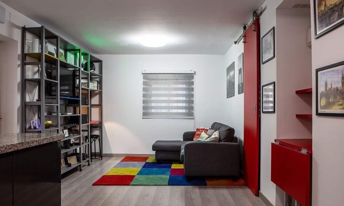 Rejas Apartamento | Cosy 2Bed in Madrid w/easy Airport access