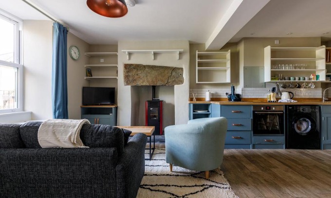 Tanygrisiau Casa | Cosy, 2-bedroom Snowdonia cottage mountain retreat