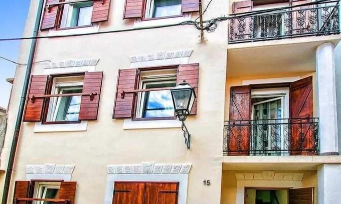 Gospic Apartamento | Cosy 2-room apartment just steps away from the beach, shops and restaurants