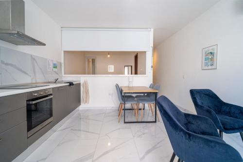Xlendi Apartamento | Cosy 2BR Apt with private balcony in Xlendi by 360 Estates