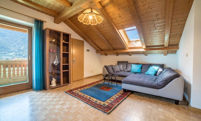 Castelbello-Ciardes Apartamento | Acogedor apartamento "Pixnerhof - Topaz" en una granja con Wi-Fi y vistas a la montaña