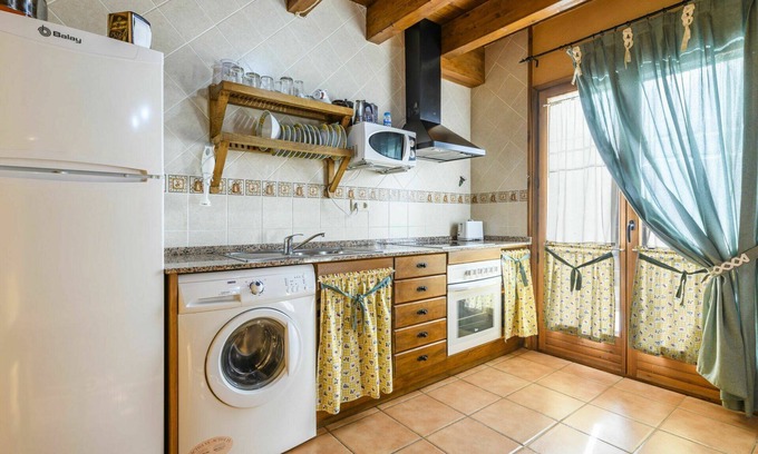 Olocau del Rey Villa | Acogedor apartamento en villa para 2 personas con WIFI, TV, balcón y mascotas permitida
