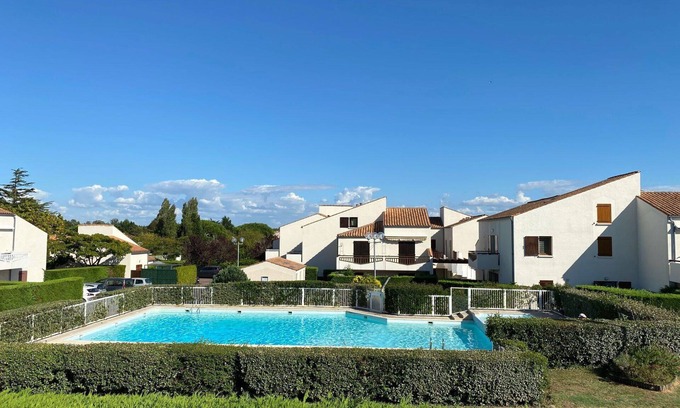 Saint-Palais-sur-Mer Apartamento | Hermoso apartamento para 4 personas con piscina, WIFI, TV, balcón y aparcamiento