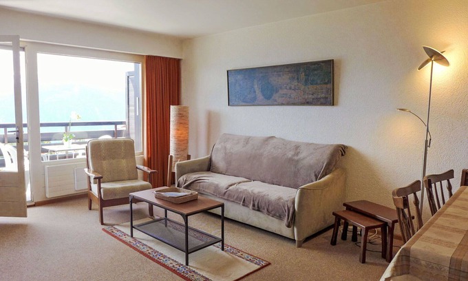 Montana Apartamento | Hermoso apartamento para 4 personas con WIFI, TV, balcón, vista panorámica y aparcamiento