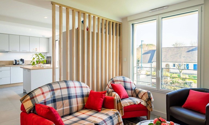 Nevez Apartamento | Bonito apartamento para 4 personas con WIFI, TV, balcón y aparcamiento