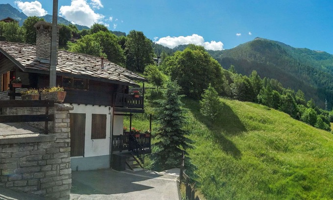 Paquier Apartamento | Cosy apartment for 4 guests with WIFI, TV, balcony, pets allowed and parking