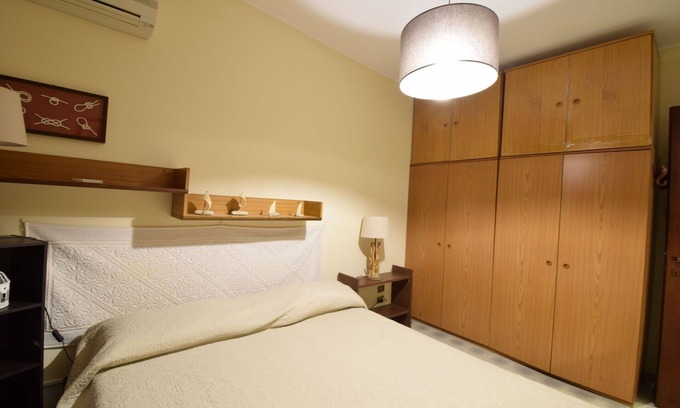 Fertilia Apartamento | Bonito apartamento para 6 personas con A/C, TV y mascotas permitida