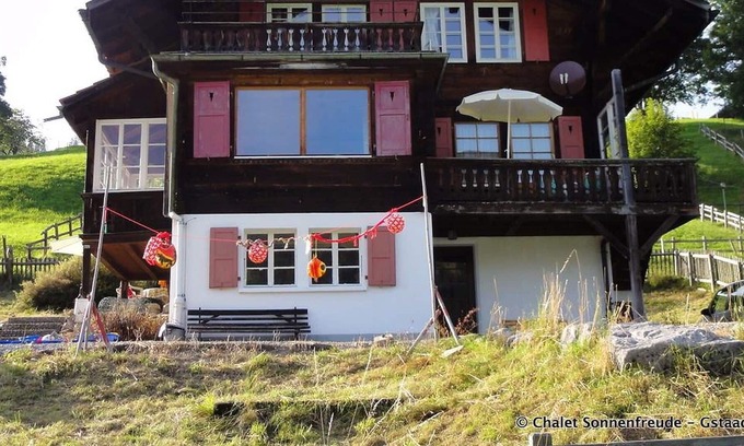 Schoenried Apartamento | Cosy apartment for 7 people with WIFI, balcony, pets allowed and parking