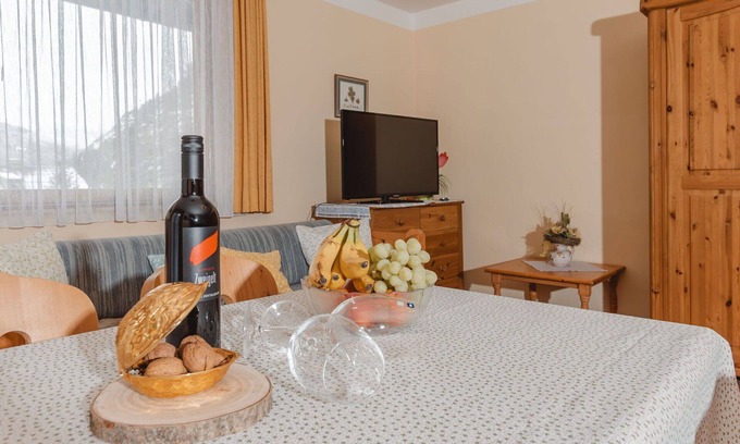 Bad Gastein Apartamento | Acogedor apartamento para 7 personas con WIFI, TV, balcón, mascotas permitida y aparcamiento