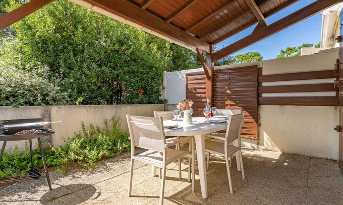 Les Mathes Apartamento | Precioso apartamento para 4 personas con WIFI, TV, terraza, mascotas permitida y aparcamiento
