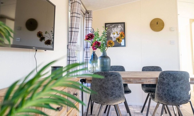 Linden Casa | Hermoso apartamento en villa para 4 personas con WIFI, TV, terraza y aparcamiento