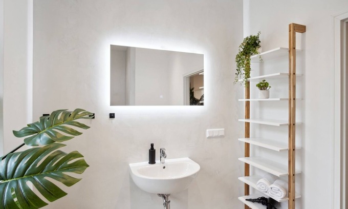 Western Ring Area Apartamento | Cosy apartment near the city center. Netflix/Disney+