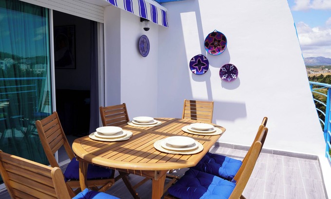 Martil Apartamento | Cosy Apprtment with view on swimming pool and mountains