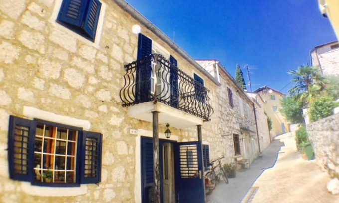 Vrsar Casa | Cosy artistic stone house