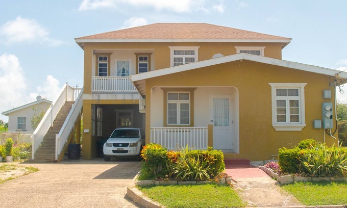 Rock Hall Apartamento | Cosy Business Traveler Apartment near Airport