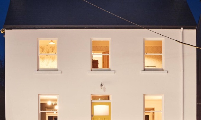 Kilfenora Casa | Cosy & characterful, yet contemporary home in rural village setting