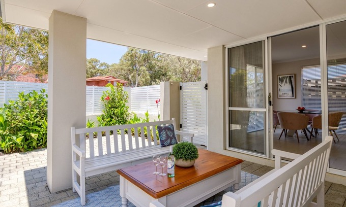 Connolly Casa | Cosy Connolly 2BR Home close to golf course!