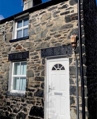 Llanrwst Casa | Cosy Cottage, Nr Betws y Coed.