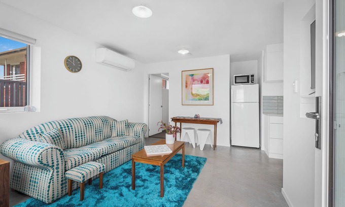 Lindisfarne Apartamento | Cosy Cottesloe - One Bedroom - Free Parking - Lindisfarne