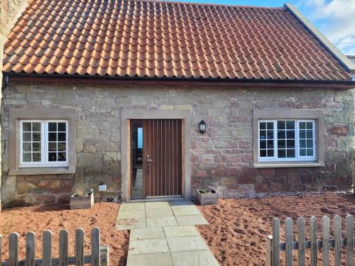 Paxton Casa | Cosy country cottage beside Ancient Woodlands