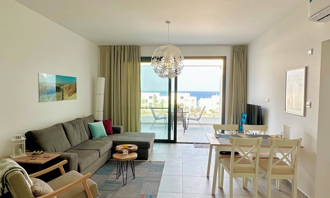 Esentepe Apartamento | Cosy Apartment with Scenic Terrace Views