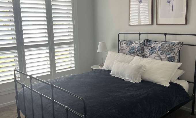 Trentham Apartamento | Cosy dwelling in beautiful Trentham, 2 minute walk to Domino Trail & Golf Course
