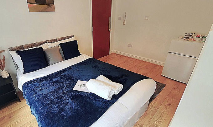 Thornton Apartamento | Cosy En-suite Double Room SW2