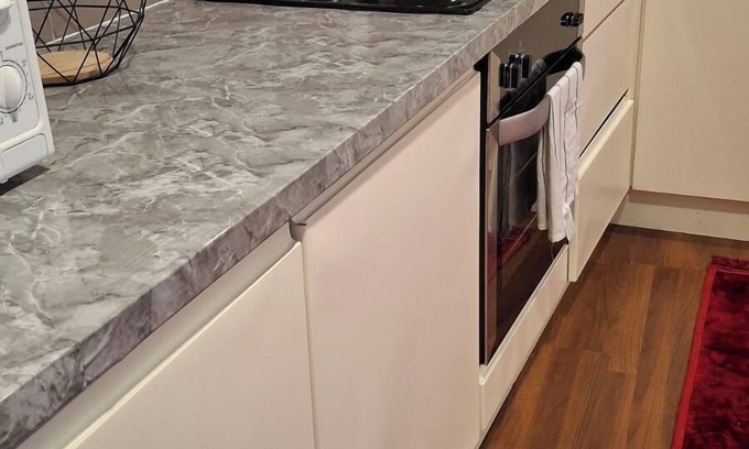 Lower Edmonton Casa | Cosy Entire House Open Kitchen 2 Bedroom for 5