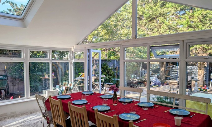 White Hart Lane Casa | Cosy Family House | Quiet | Garden | Free Parking