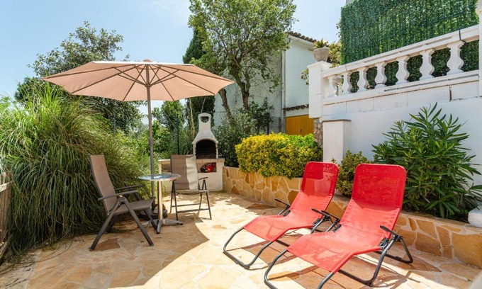 Tossa de Mar Apartamento | Cosy Holiday Cottage