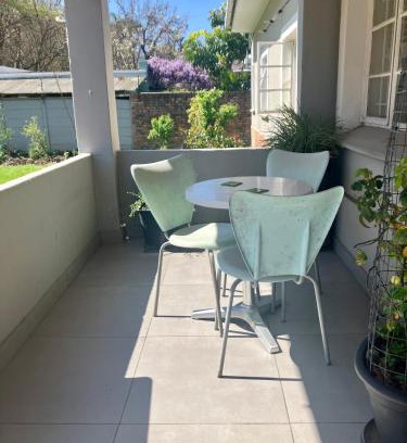 Stellenbosch Cama Y Desayuno | Cosy homestay in green area