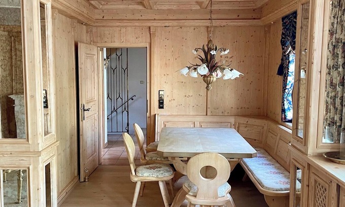 Staffel Casa | Cosy House with Austrian Flair by the River