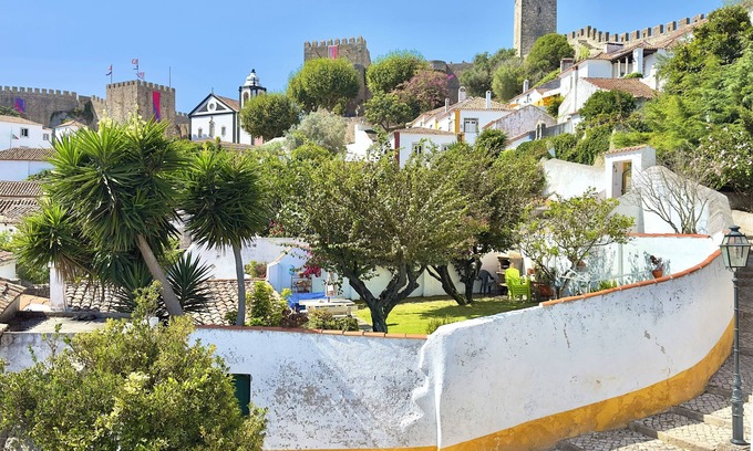 Obidos Apartamento | Acogedora casa dentro del castillo de Óbidos (Casa do Candeeiro)