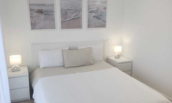 Grezan Casa | COSY" house with private parking and air conditioning