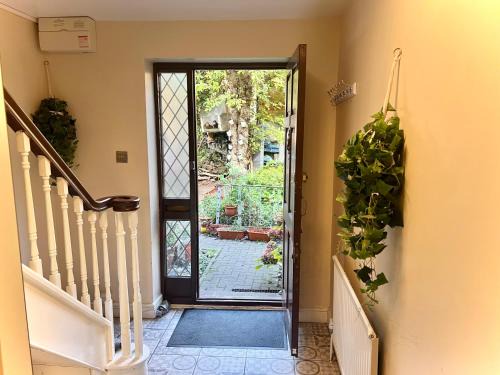 St. Dunstan's Casa | Cosy London Retreat near Tower Bridge