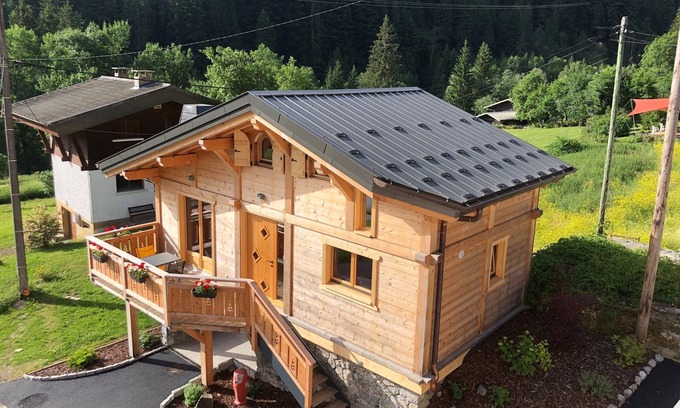 Seytroux Chalet De Esquí | Cosy, modern chalet with mountain views