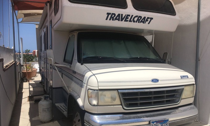 Los Cabos Casa | Cosy Motor home with large amenities and outside living space.