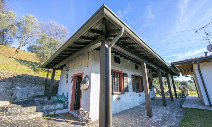 Roe Volciano Apartamento | Cosy Nest - Terrace & parking private, Roè Volciano, Italy