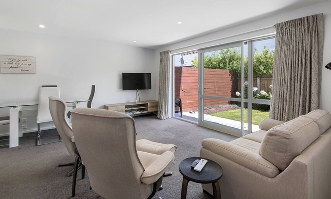 Merivale Casa | COSY ON CLISSOLD - CHRISTCHURCH CITY CENTRE APARTMENT in Christchurch