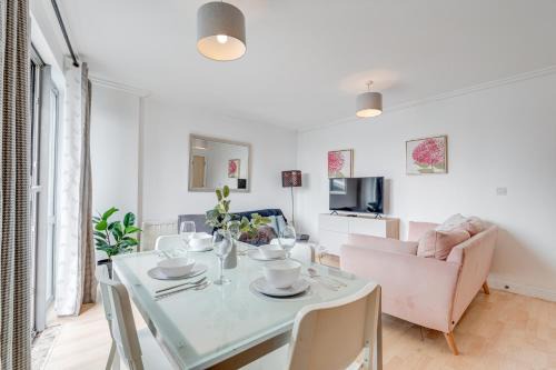 East Acton Apartamento | Cosy One bedroom flat opposite station