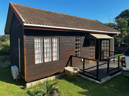 Tugela Mouth Apartamento | Cosy one bedroom garden cottage