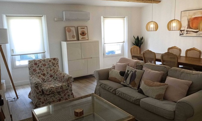 Puget-Ville Apartamento | Apartamento Cosy, climatizado y confortable
