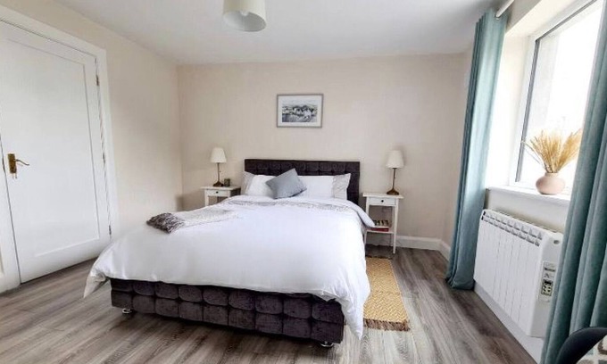 Croom Cabaña | Cosy Spacious Cottage in the Limerick Countryside