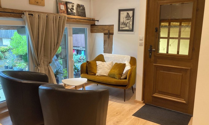 Guemar Casa | Cosy studio for 2 people, beautiful residence in central Alsace, with kitchen and wifi