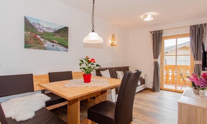 Lofer Apartamento | Cosy vacation home with lift, near ski lift